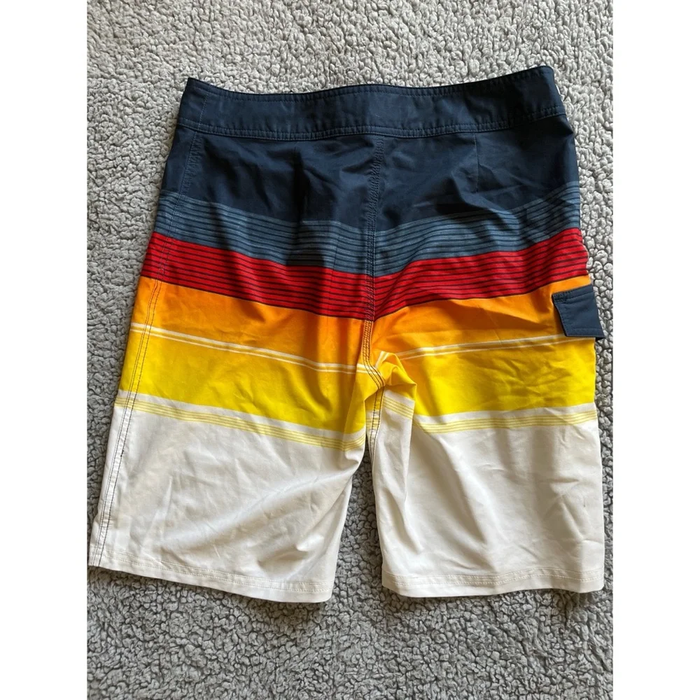 Sonoma Men’s 32 Blue Yellow & White Multi Color Board Shorts. - Picture 6 of 7